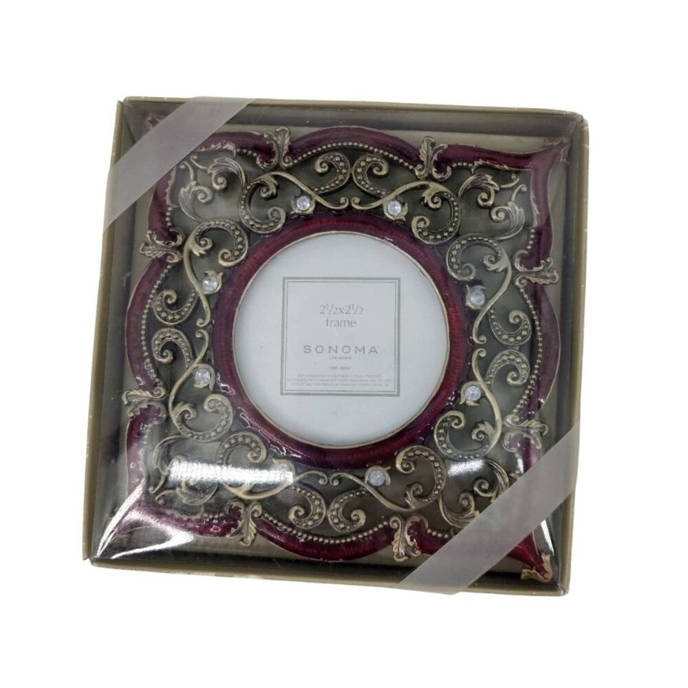 New Sonoma Metal Square Frame Red Enamel 2.5x2.5